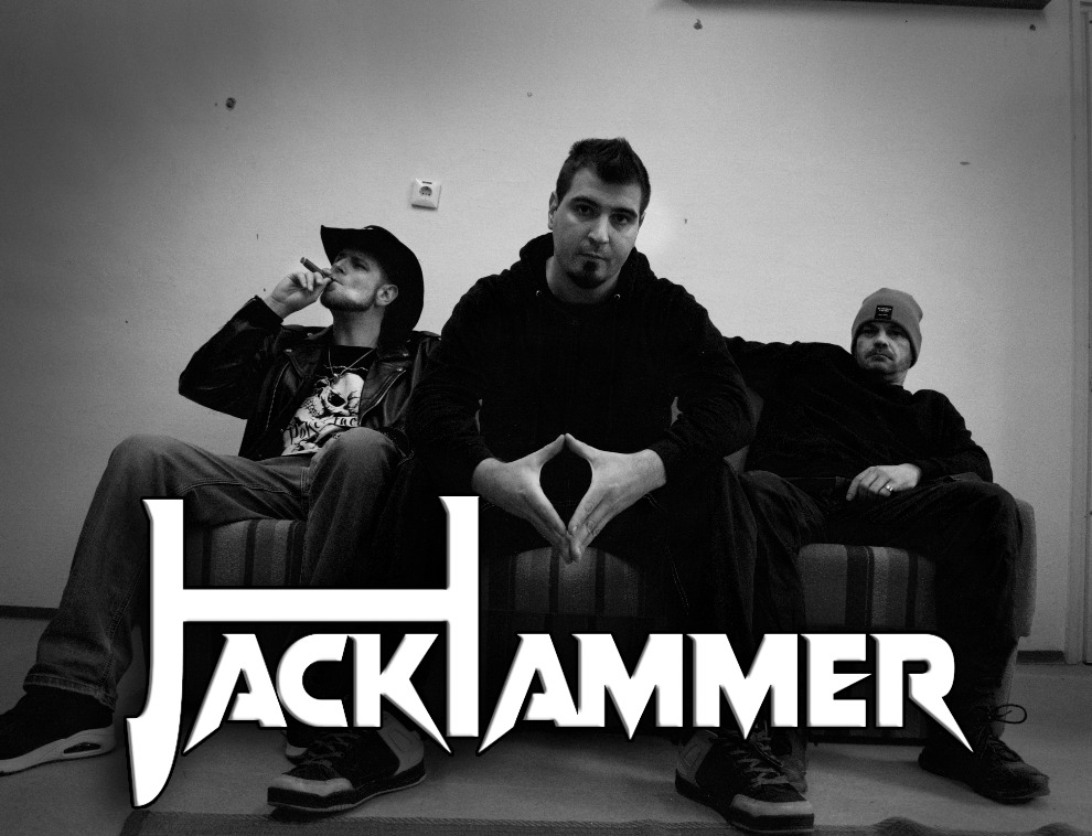 Jackhammer - A 'Kompakt Város'-ra forgatta első videóklipjét a szigtevári zenekar!